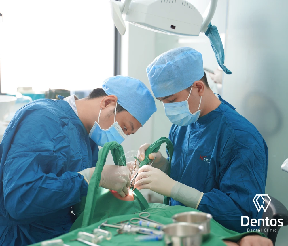 Cấy implant có đau không? Nên làm gì sau khi cấy ghép implant?